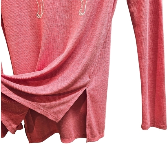 The Black Dog Classic Long Sleeve Shirt Size Small Stretch Pink Casual Ribbed - Picture 5 of 7